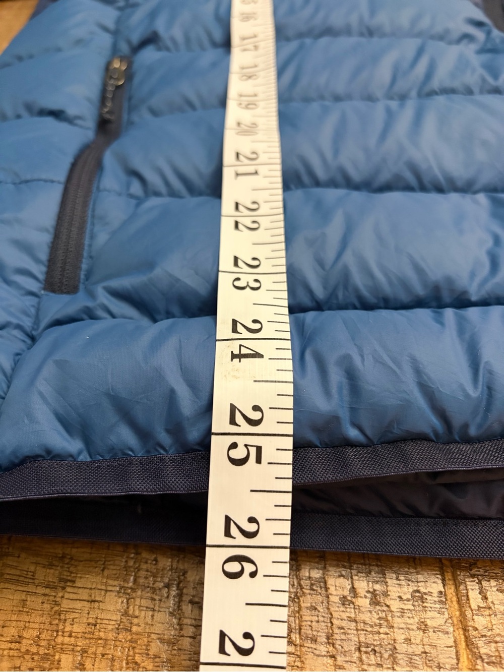 Eddie Bauer Navy and Blue Puffer Jacket - Picture 7 of 7